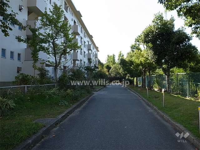 敷地の北側には公園があります。