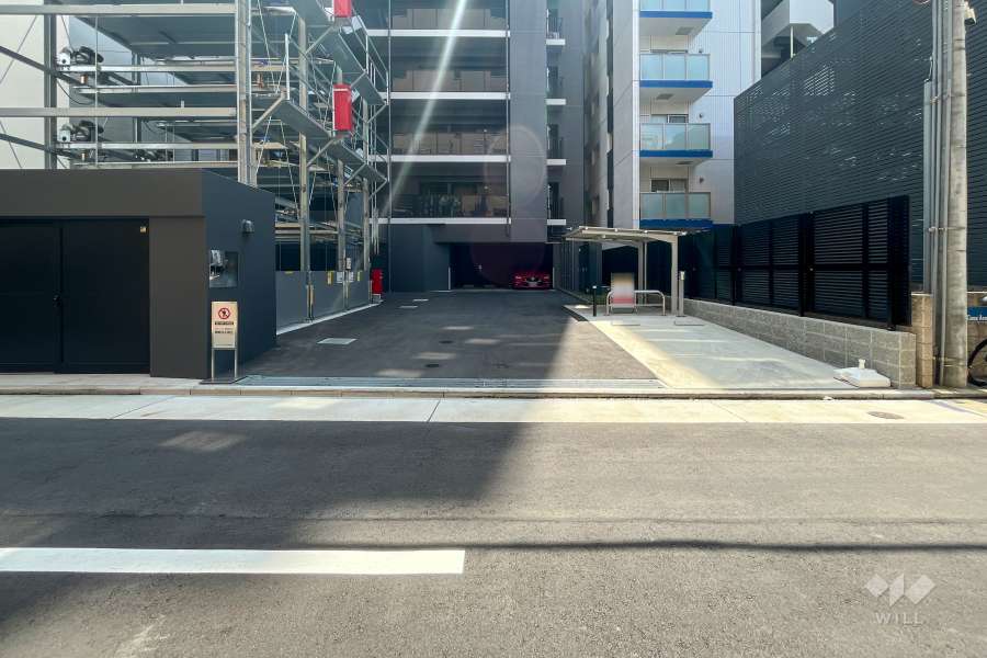 駐車場の出入口