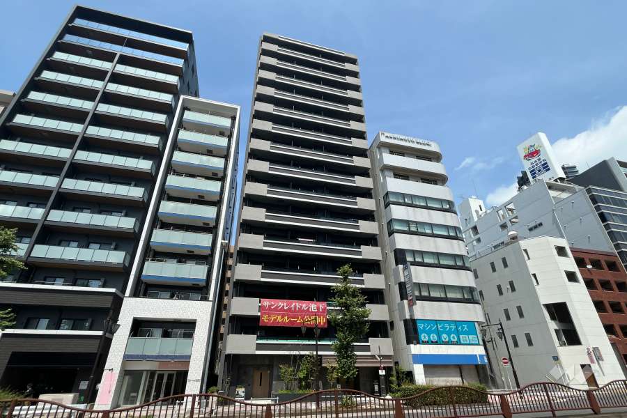 サンクレイドル池下の外観(南西側から)