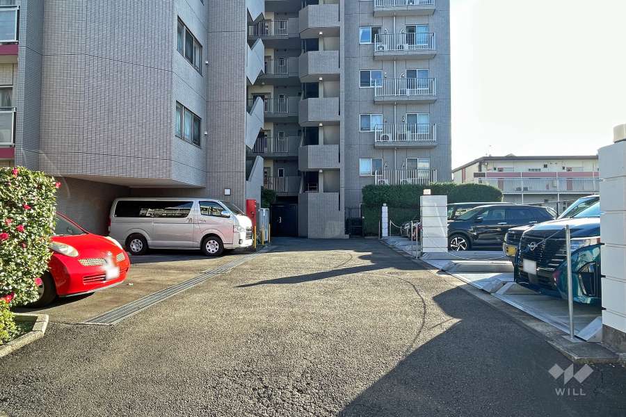 敷地内駐車場（屋外平面式・屋外機械式）