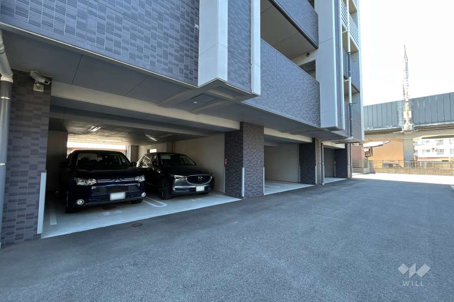 敷地内駐車場（屋内平面式）
