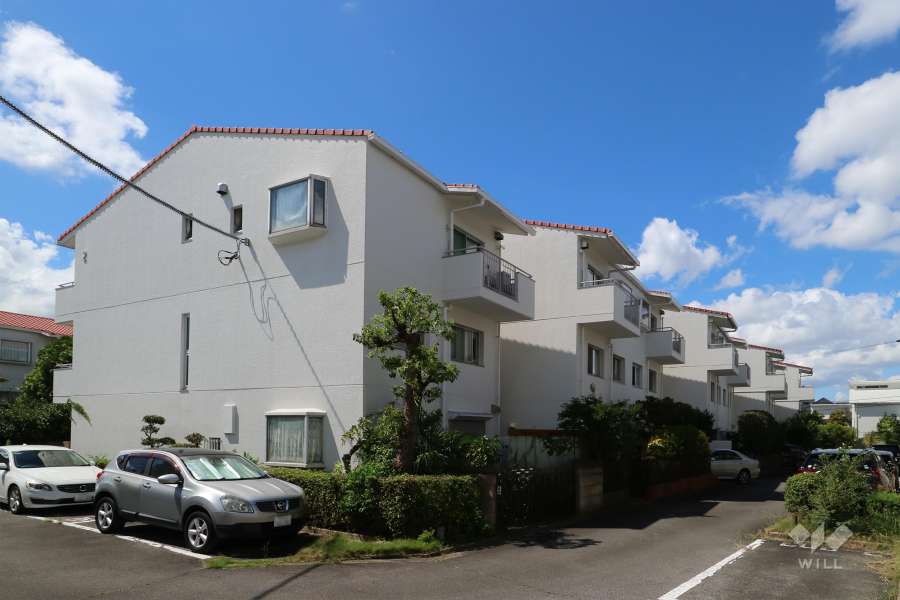 楽園町住宅2号棟の外観(北東側から)
