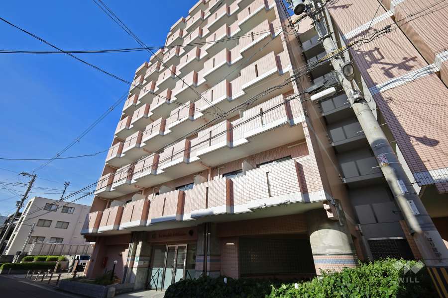 ラ・パルフェ・ド・パラツィーナの外観（南東側から）