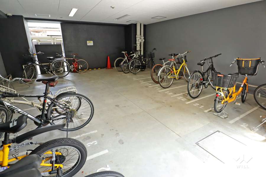 屋内に設けられた駐輪場
