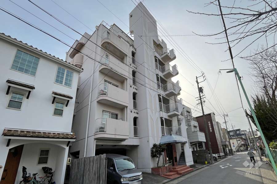 シャトー楼蘭の外観（北東側から）