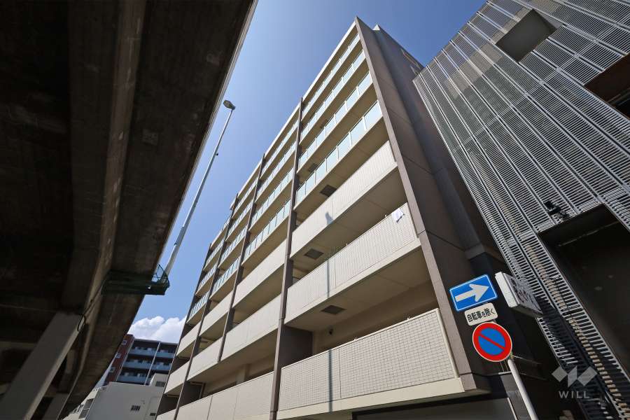 ユニーブル石橋駅前の外観（南東側から）