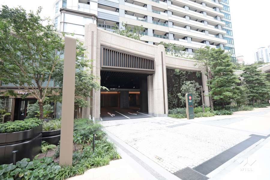 駐車場の出入り口　