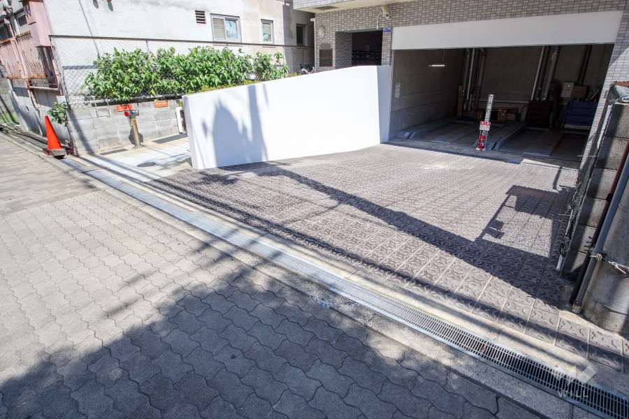 駐車場の出入口