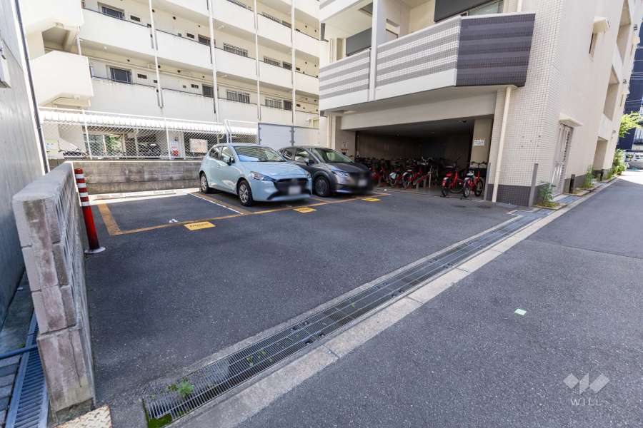 敷地内駐車場(屋外平面式)