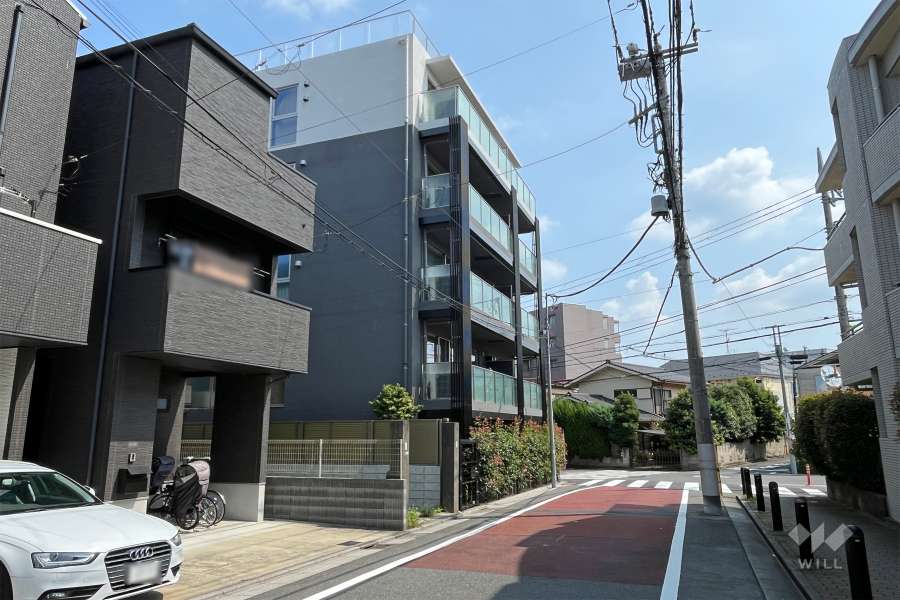 ロイヤルシーズン桜新町の外観（南西側から）