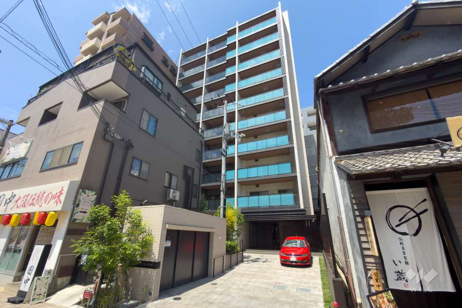 ソルティア岡本一丁目の外観（南東側から）