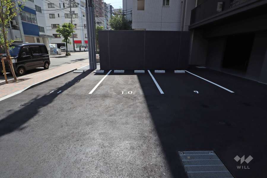 敷地内駐車場（屋外平面式）