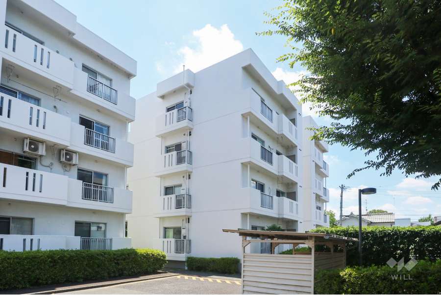 森孝台住宅５号棟の外観（北東側から）