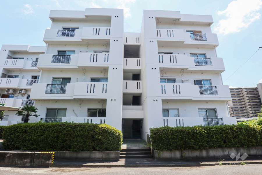 森孝台住宅5号棟の外観（北側から）