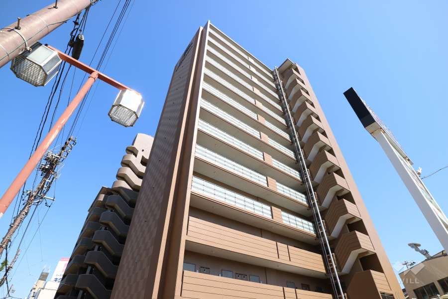 ファステート東別院シュプールの外観(北西側から)