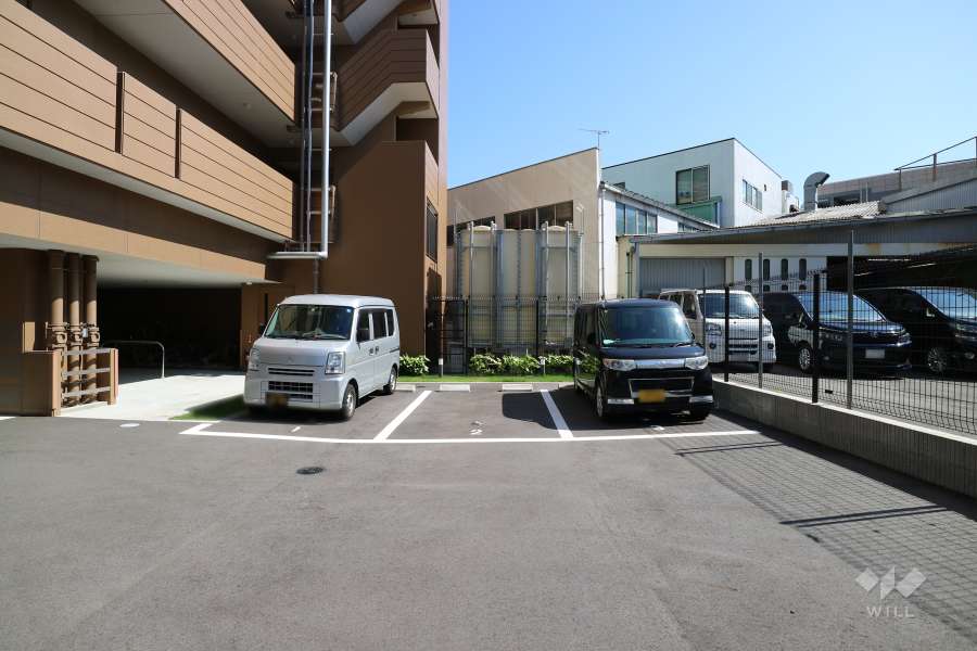 敷地内駐車場(屋外平面式)
