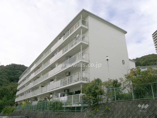 ライオンズマンション箕面Ｄ棟の外観