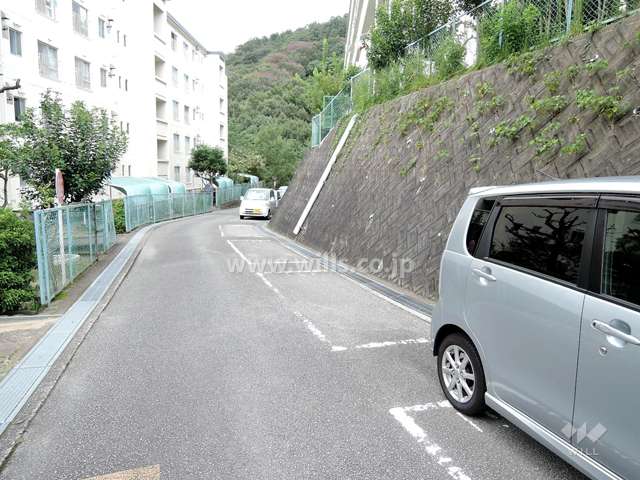 敷地内駐車場（屋外平面式）