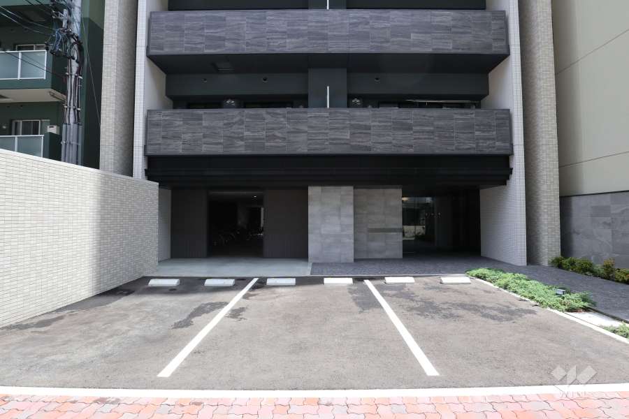 敷地内駐車場（屋外平面式）