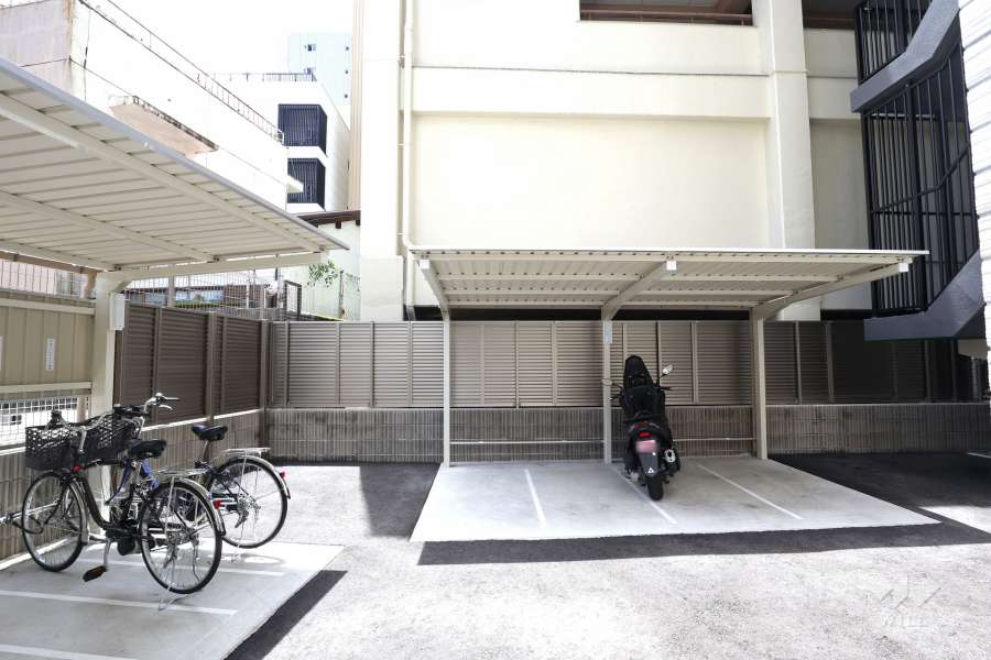 バイク置場
