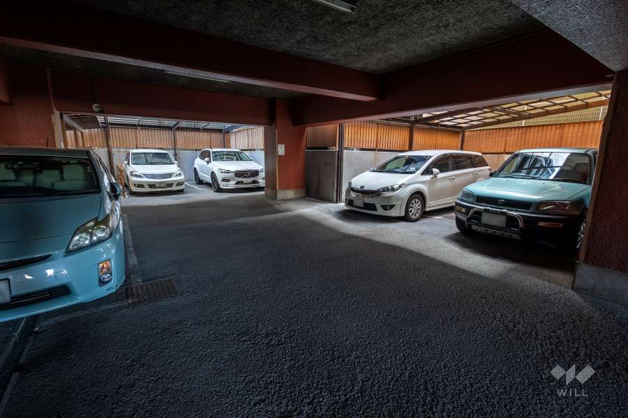 敷地内駐車場（屋内平面式・屋外平面式）