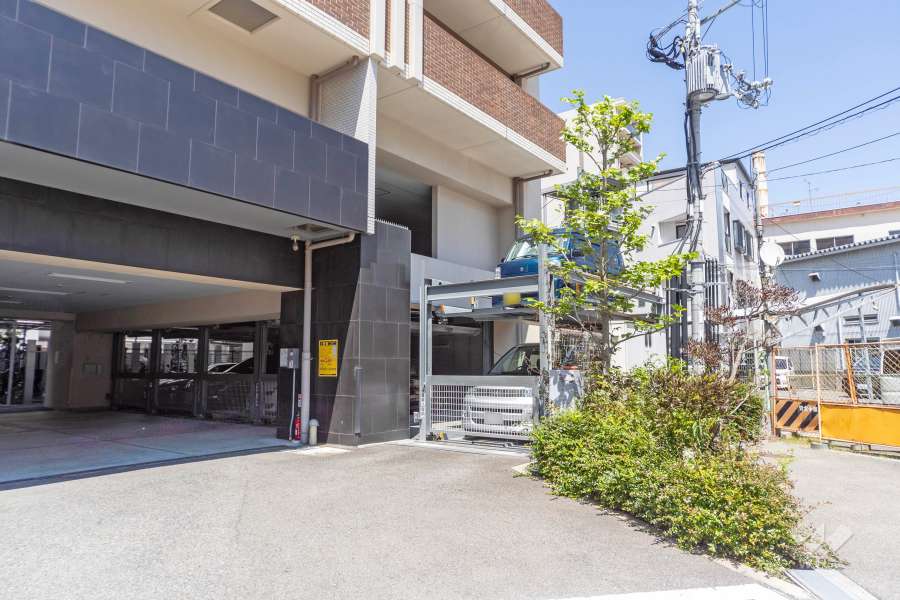 敷地内駐車場（屋外機械式）