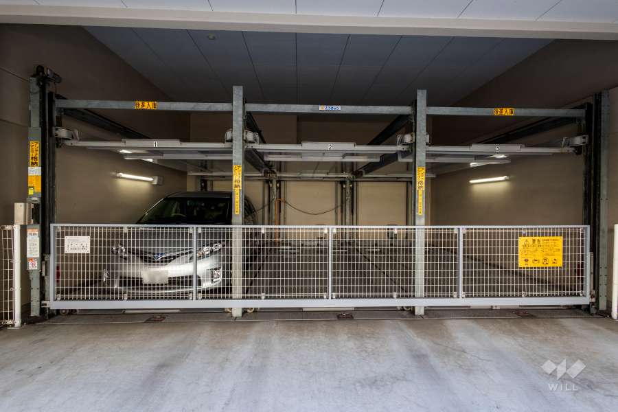 敷地内駐車場（屋内機械式）