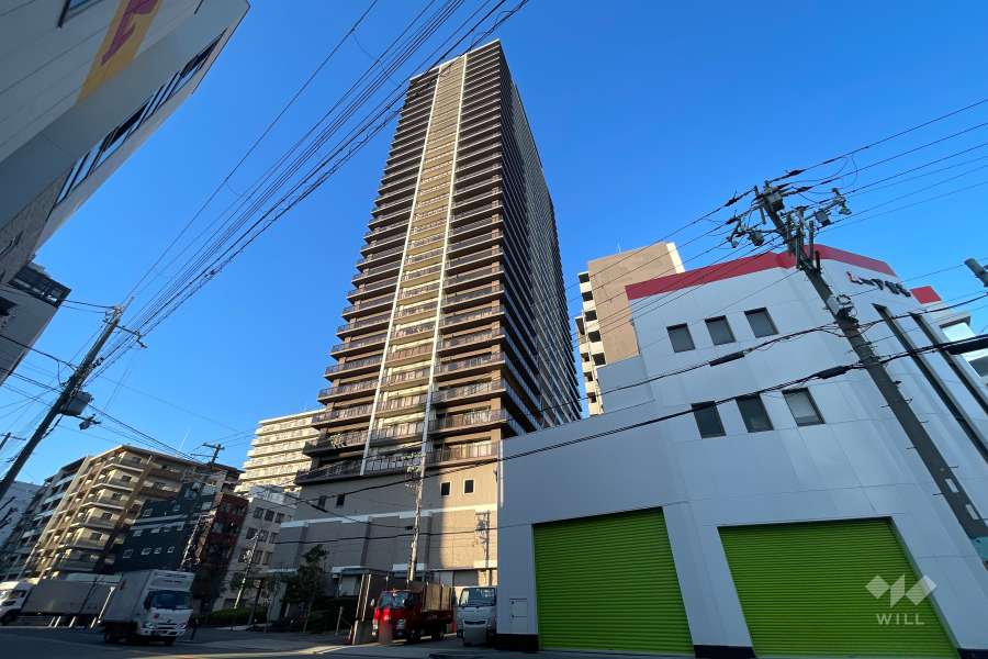 ヴィークタワー南堀江の外観（北東側から）