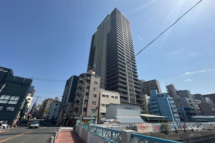 ヴィークタワー南堀江の外観（北西側から）