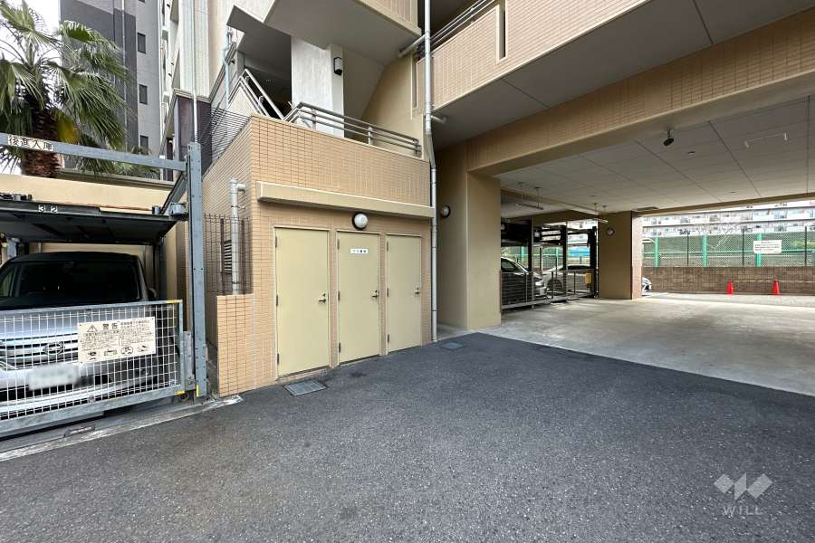 敷地内駐車場（屋外機械式・屋内機械式）