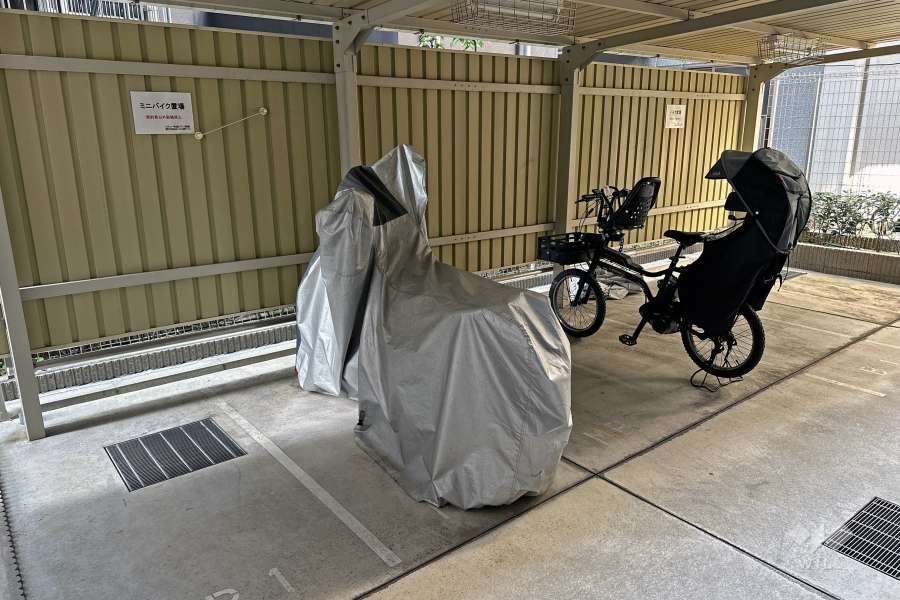 バイク置場