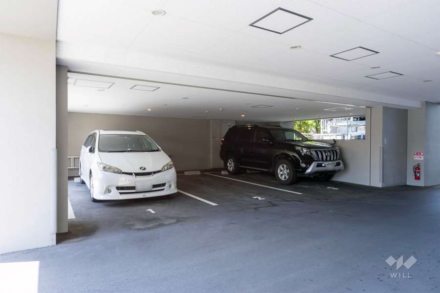 敷地内駐車場（屋内平面式）
