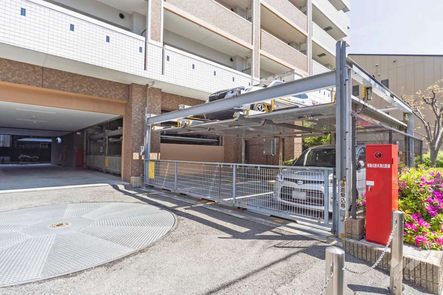 敷地内駐車場（屋外機械式）