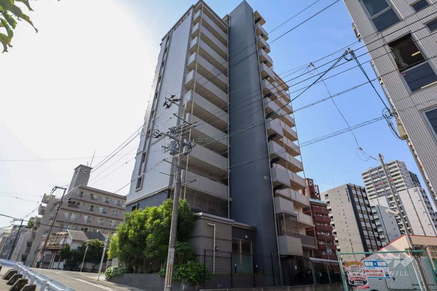 エスリード南堀江リバーサイドの外観（南東側から）