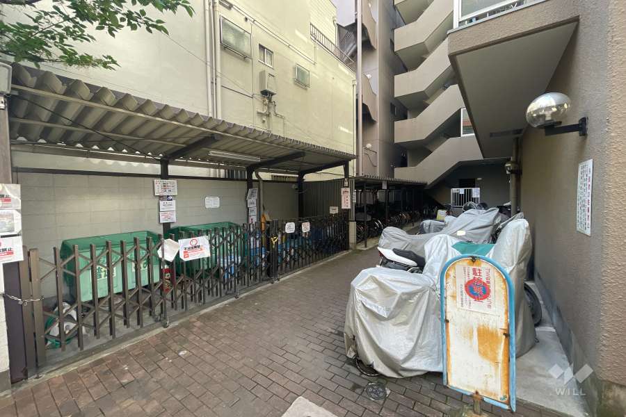 バイク置場