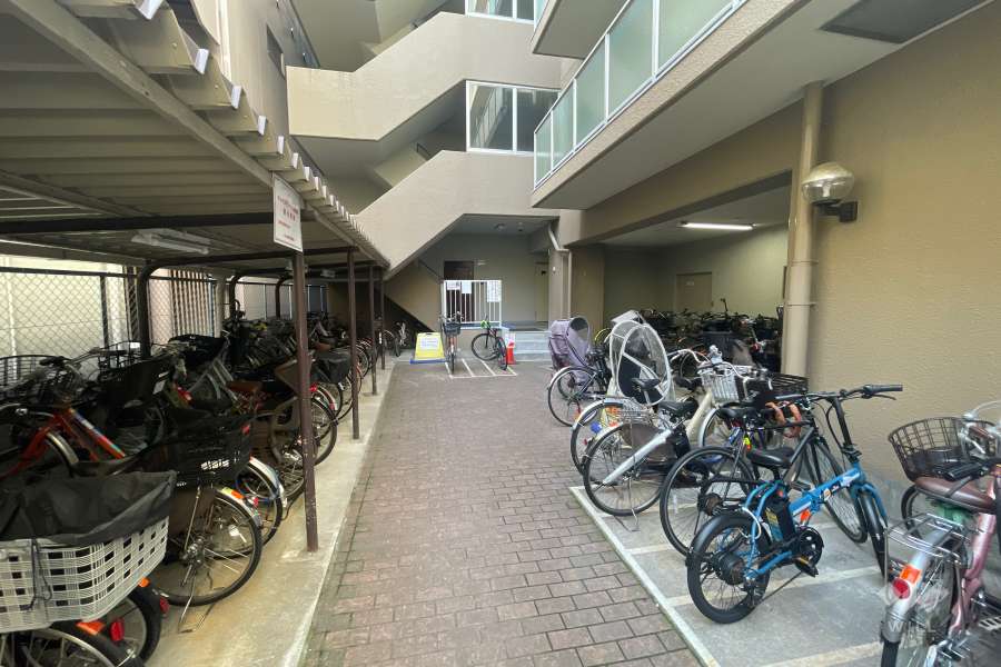 駐輪場
