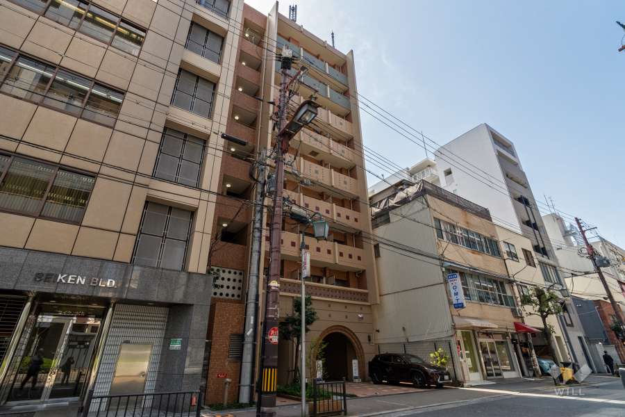 グランセレブ本町の外観（北東側から）