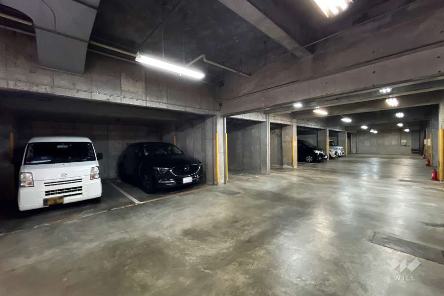 敷地内駐車場（屋内平面式）