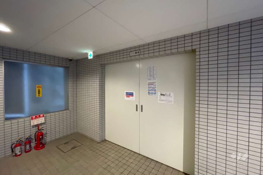 ごみ置き場