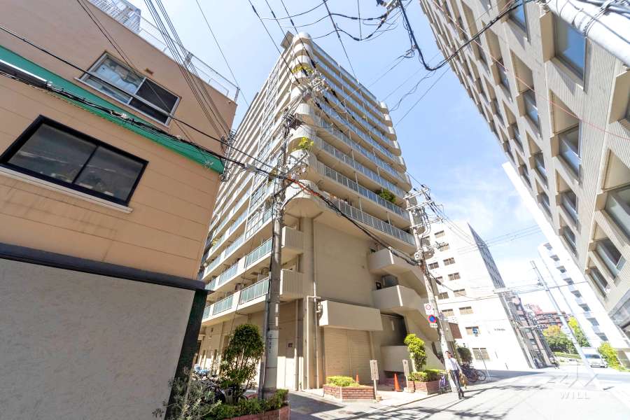 グランドメゾン靭の外観（南東側から）