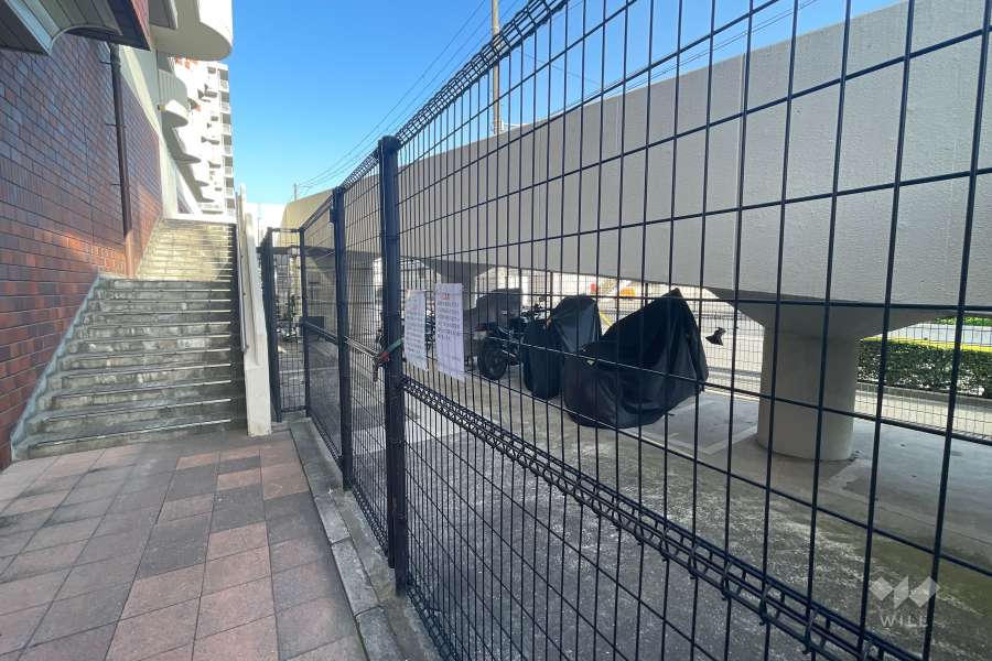 A棟とB棟を繋ぐ陸橋