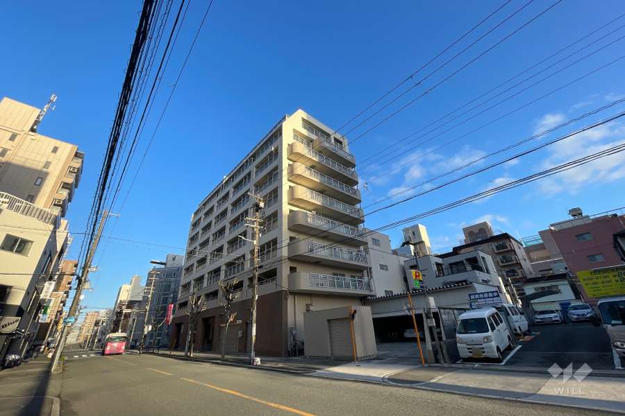 グランドメゾン北堀江の外観（南東側から）