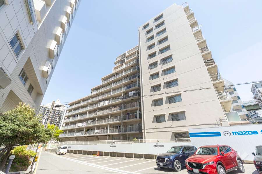 クローバーハイツ江戸堀の外観（南西側から）