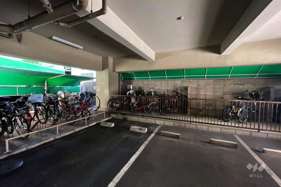 敷地内駐車場（屋内平面式）