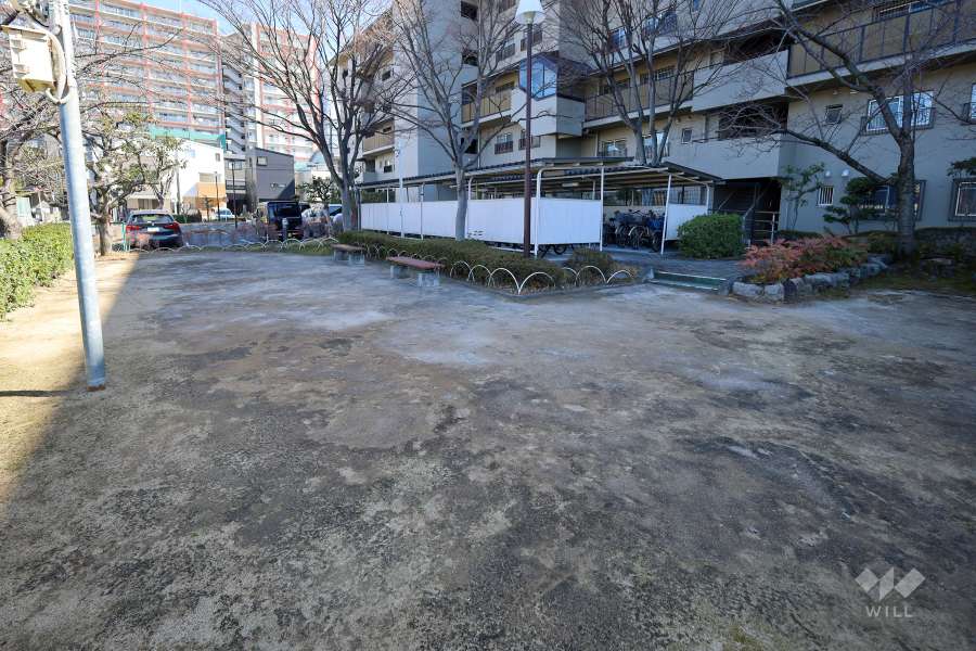 敷地に隣接する公園