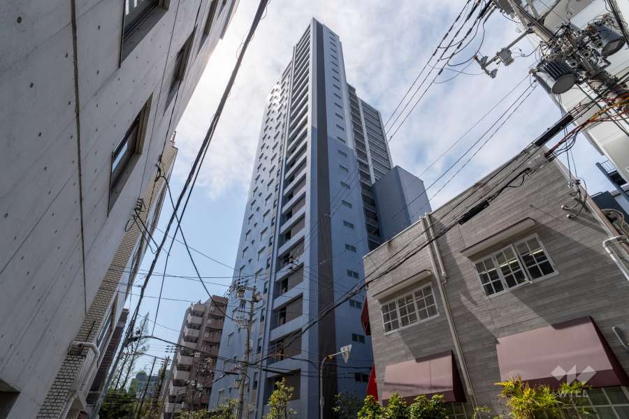 ジオタワー京町堀の外観（北東側から）
