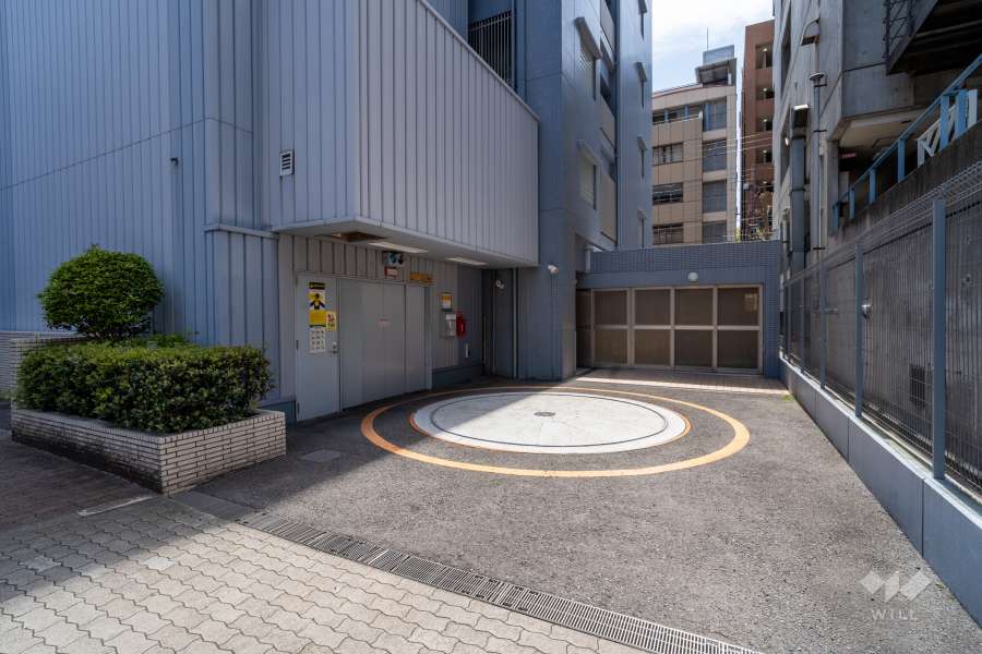 駐車場の出入り口