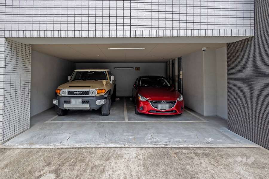 敷地内駐車場（屋内平面式）