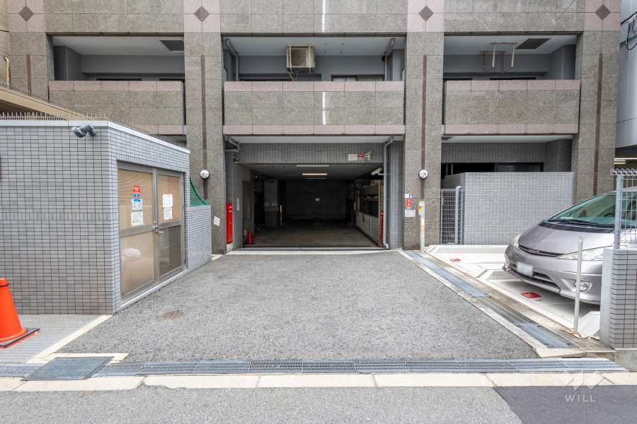 駐車場の出入り口