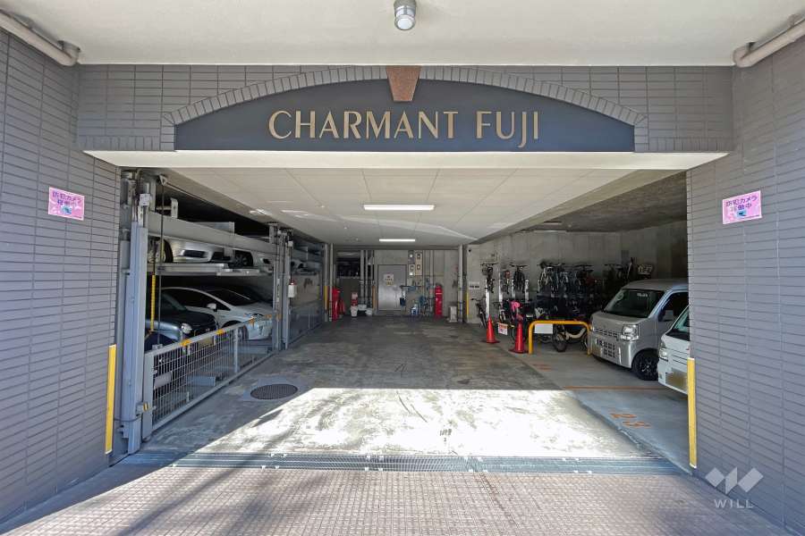 駐車場の出入口